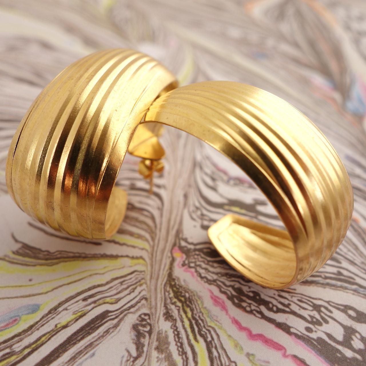 boucle-oreilles-appollonie-roulotte-creole-antilles-dore-or-fin-retro-detail