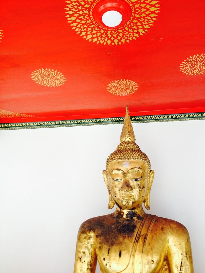 bouddha-rouge-bangkok