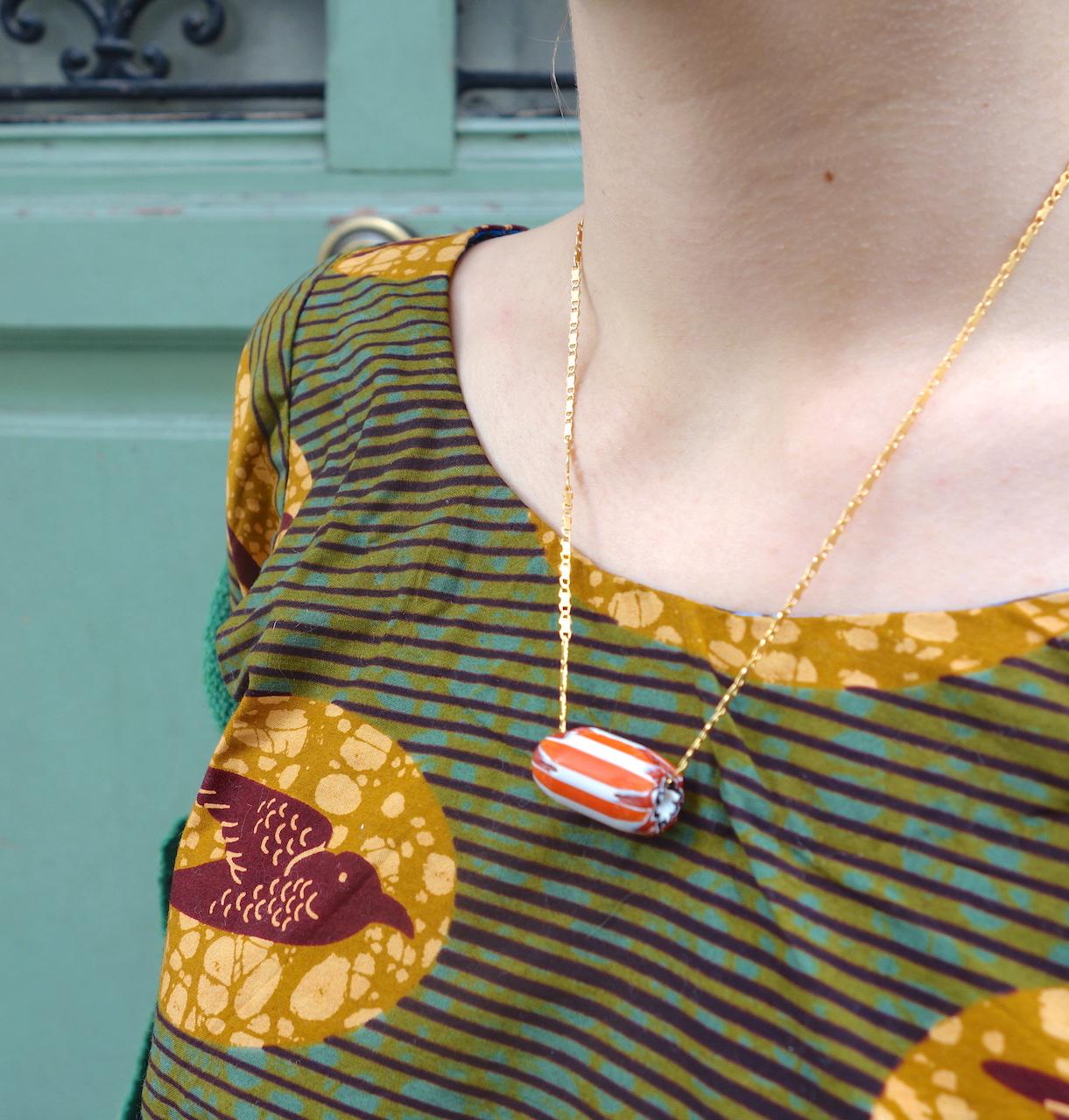 collier-alma-roulotte-perle-murano-vintage-orange-dore-or-fin-boheme-mannequin