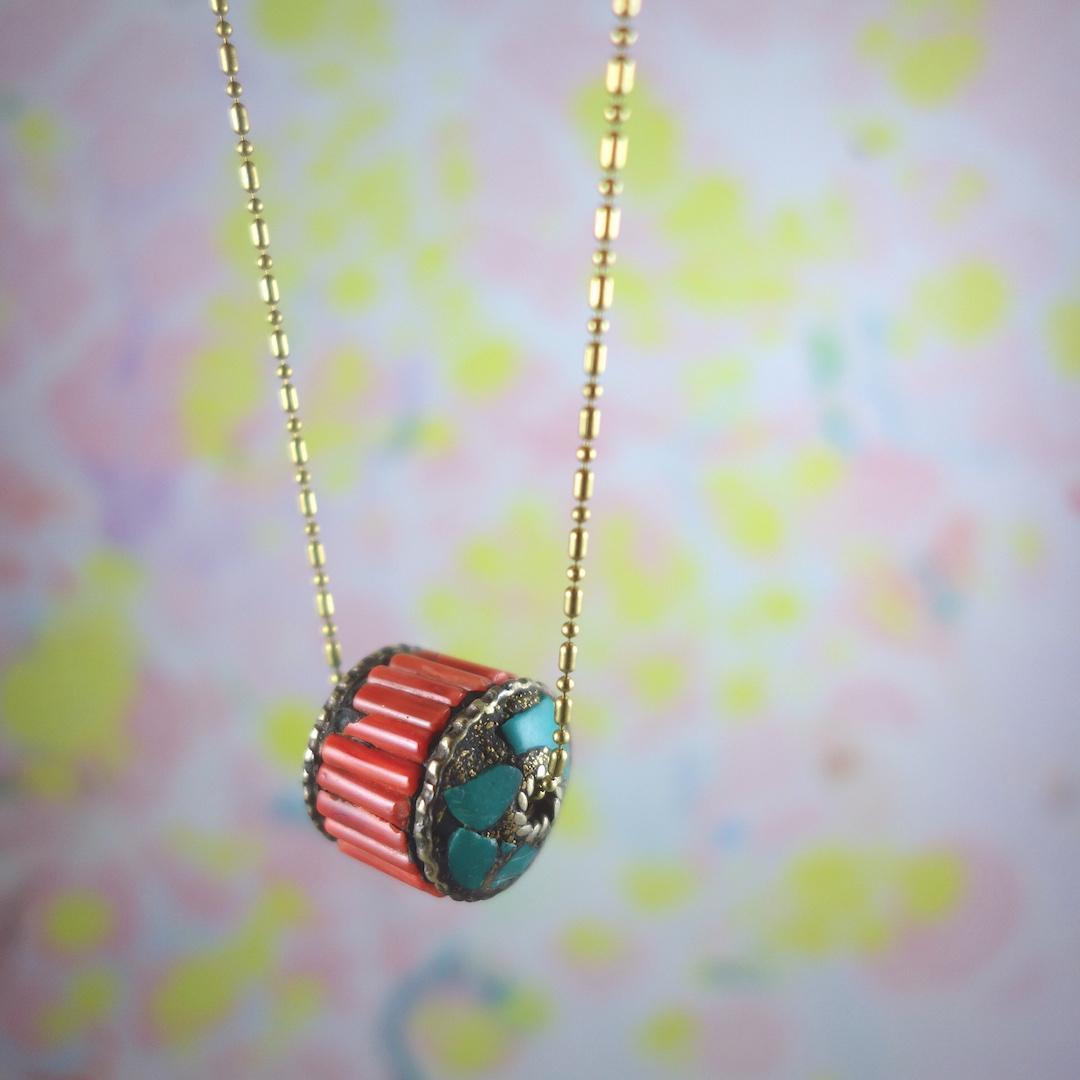 collier-bengali-vintage-corail-turquoise-laiton-vieil-or-bohème-roulotte